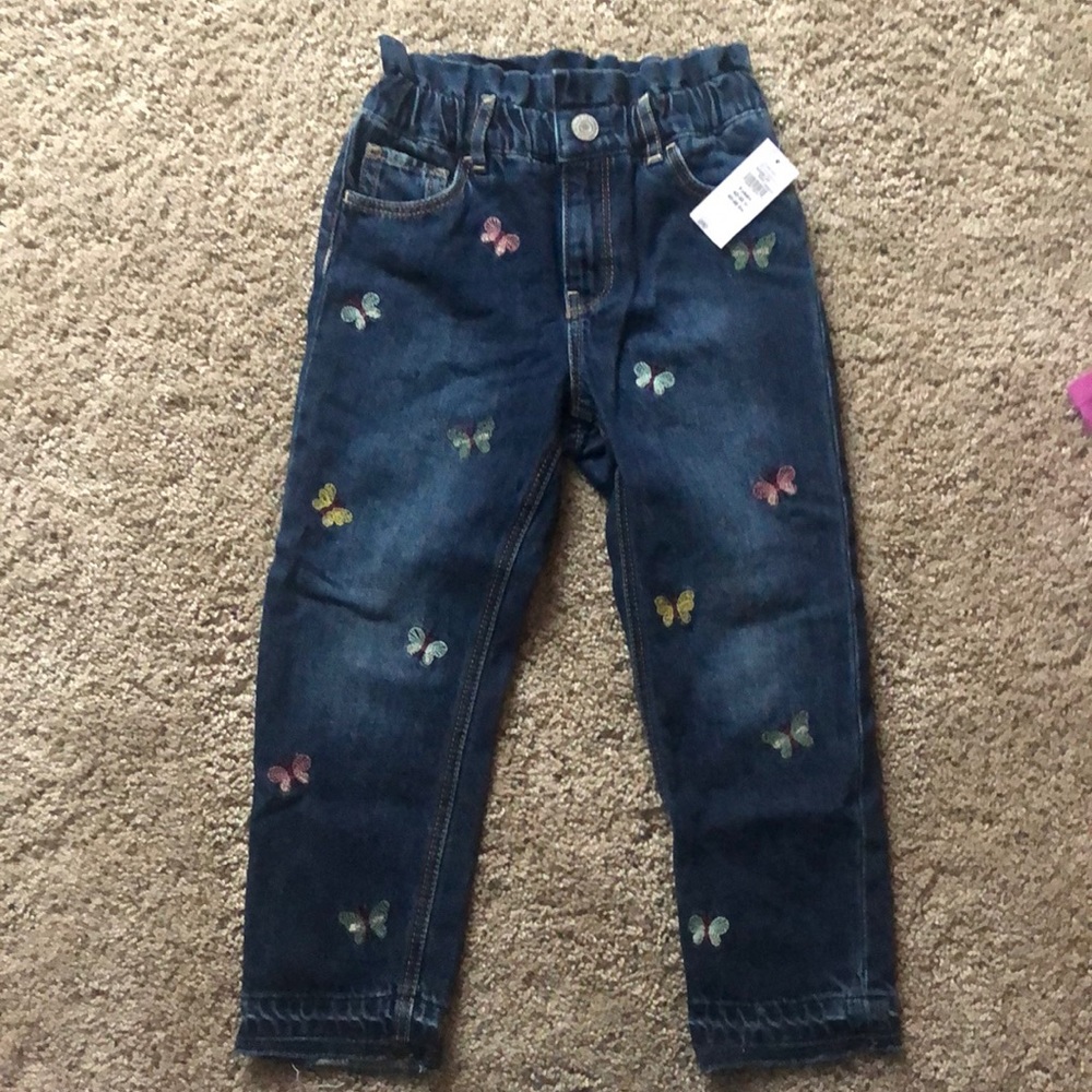 Girls Gap Mom Jeans butterfly embroidery size 5T